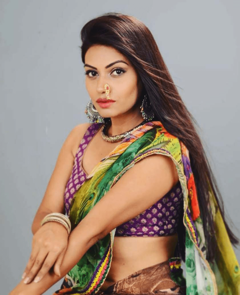 Charamsukh – Nidhi Mahawana (2024) Hindi Uncut Hot Short Film 720p HDRip 150MB