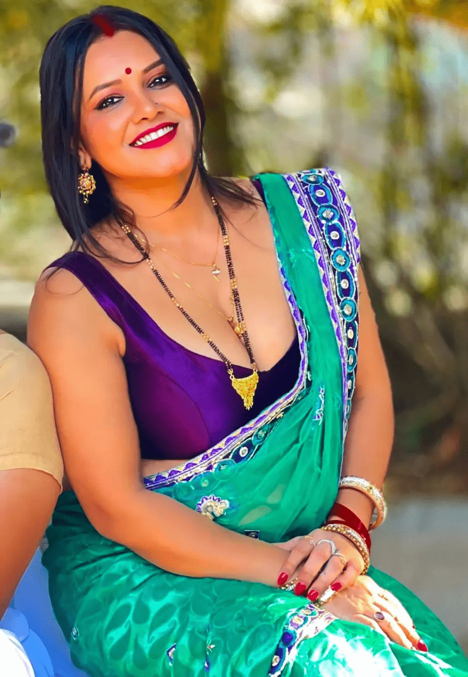 Husband Romance – Priya Gamre (2024) UNCUT Hindi Hot Short Film 720p HDRip 100MB